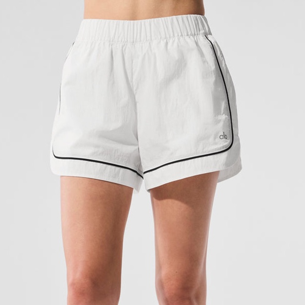 ALO Motivate track short